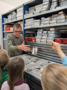 Mehr über den Artikel erfahren Ein Blick hinter die Kulissen der Archäologie