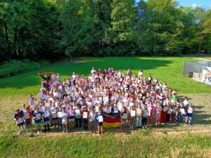 Mehr über den Artikel erfahren Alle Schüler der Primarstufe absolvieren erfolgreich das DFB-Paule-Schnupper-Abzeichen